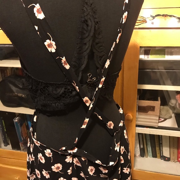 Illa Illa Floral Button Maxi Suspender Skirt - Picture 4 of 4